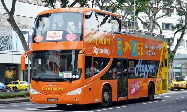Funvee Singapore: Hop-On, Hop-Off Bus